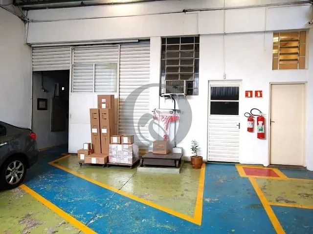 Galpão / Barracão à venda, no bairro Jardim Independência em São Paulo