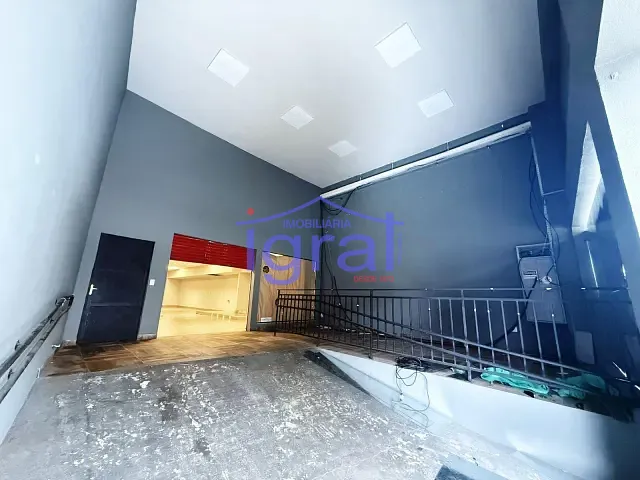 Galpão / Barracão com 250m², à venda ou para alugar, no bairro Vila Guarani (Z Sul) em São Paulo