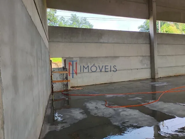 Galpão / Barracão com 1600m², para alugar, no bairro Vila Industrial em Bom Jesus dos Perdões