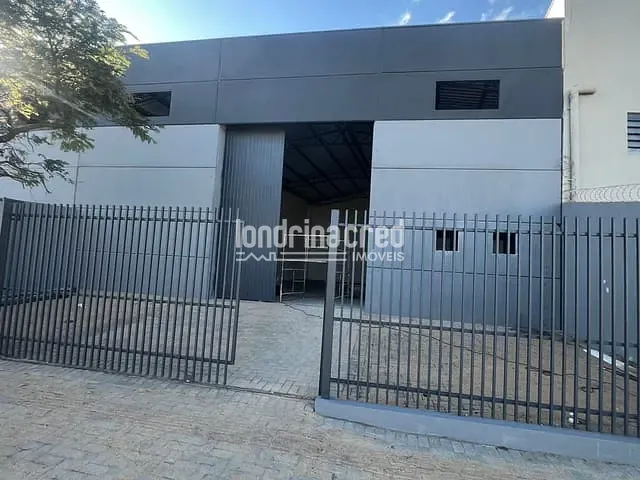 Galpão / Barracão com 250m², para alugar, no bairro Roseira em Londrina