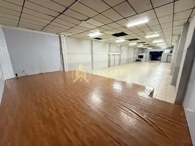 Galpão / Barracão com 450m², para alugar, no bairro Paulicéia em Piracicaba