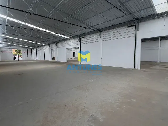 Galpão / Barracão com 3800m², para alugar, no bairro Prazeres em Jaboatão dos Guararapes