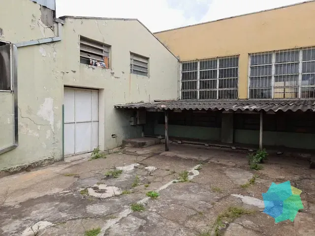 Galpão / Barracão com 840m², à venda, no bairro Centro em Salto