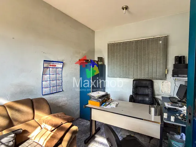 Galpão / Barracão com 273m², à venda, no bairro Vila Vieira em Itapira