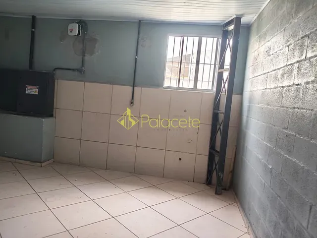Galpão / Barracão com 2500m², para alugar, no bairro Jardim Cristina em Pindamonhangaba