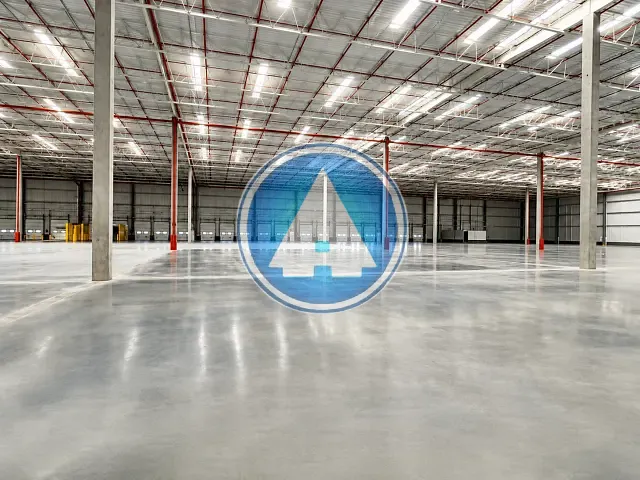 Galpão / Barracão com 1966m², para alugar, no bairro Fazenda Retiro em Goiânia
