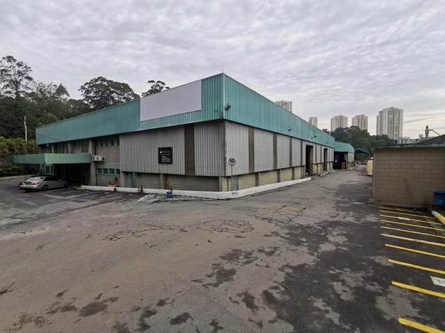 Galpão / Barracão com 10250m², à venda, no bairro Jardim Monte Alegre em São Paulo