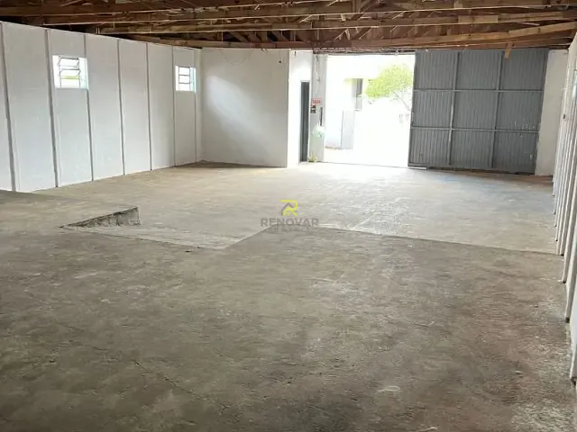 Galpão / Barracão com 406m², para alugar, no bairro Batel em Guarapuava