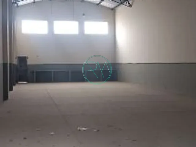 Galpão / Barracão com 400m², para alugar, no bairro Jardim Morumbi em Cambé