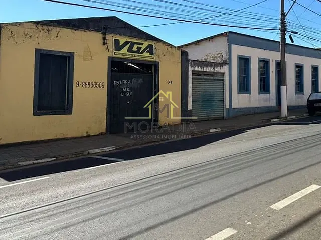 Galpão / Barracão com 1235m², à venda, no bairro Jardim Lepiane em Guaxupé