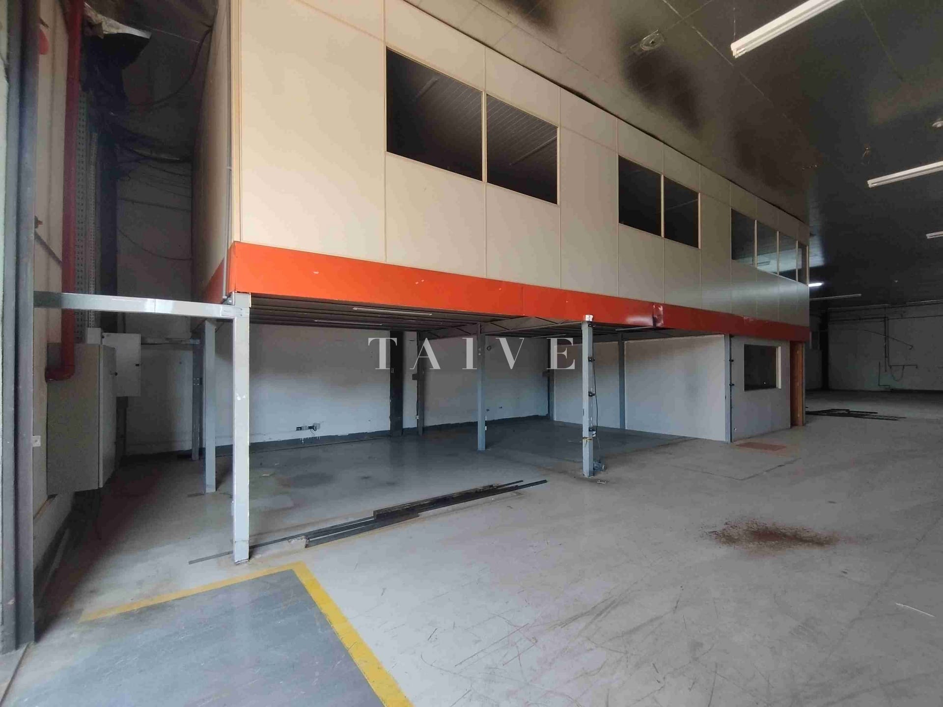 Depósito-Galpão-Armazém para alugar, 2200m² - Foto 6