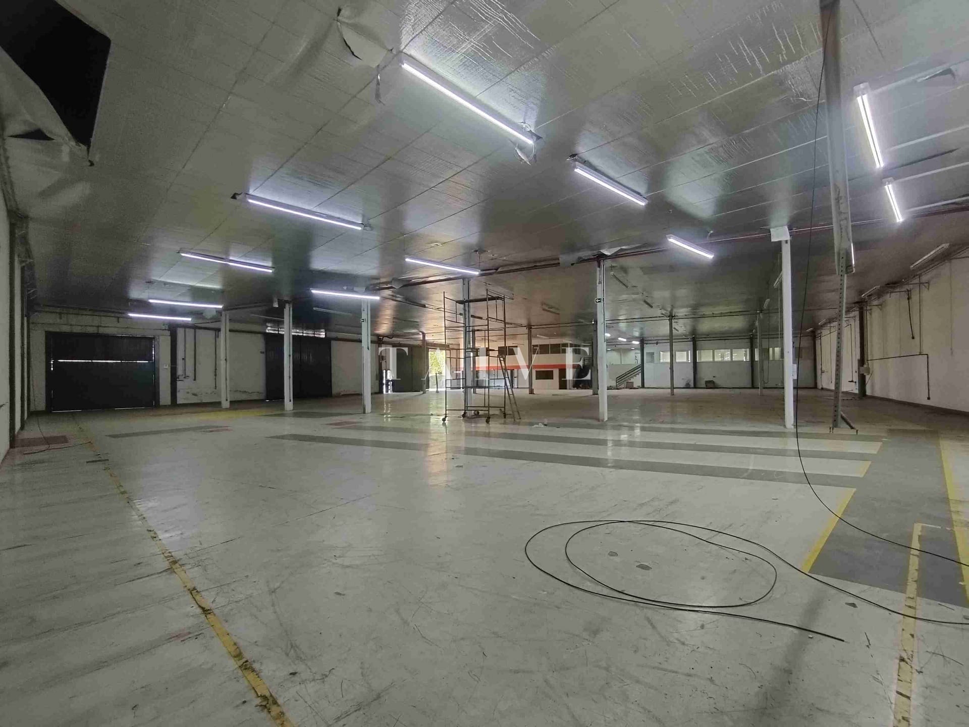 Depósito-Galpão-Armazém para alugar, 2200m² - Foto 15