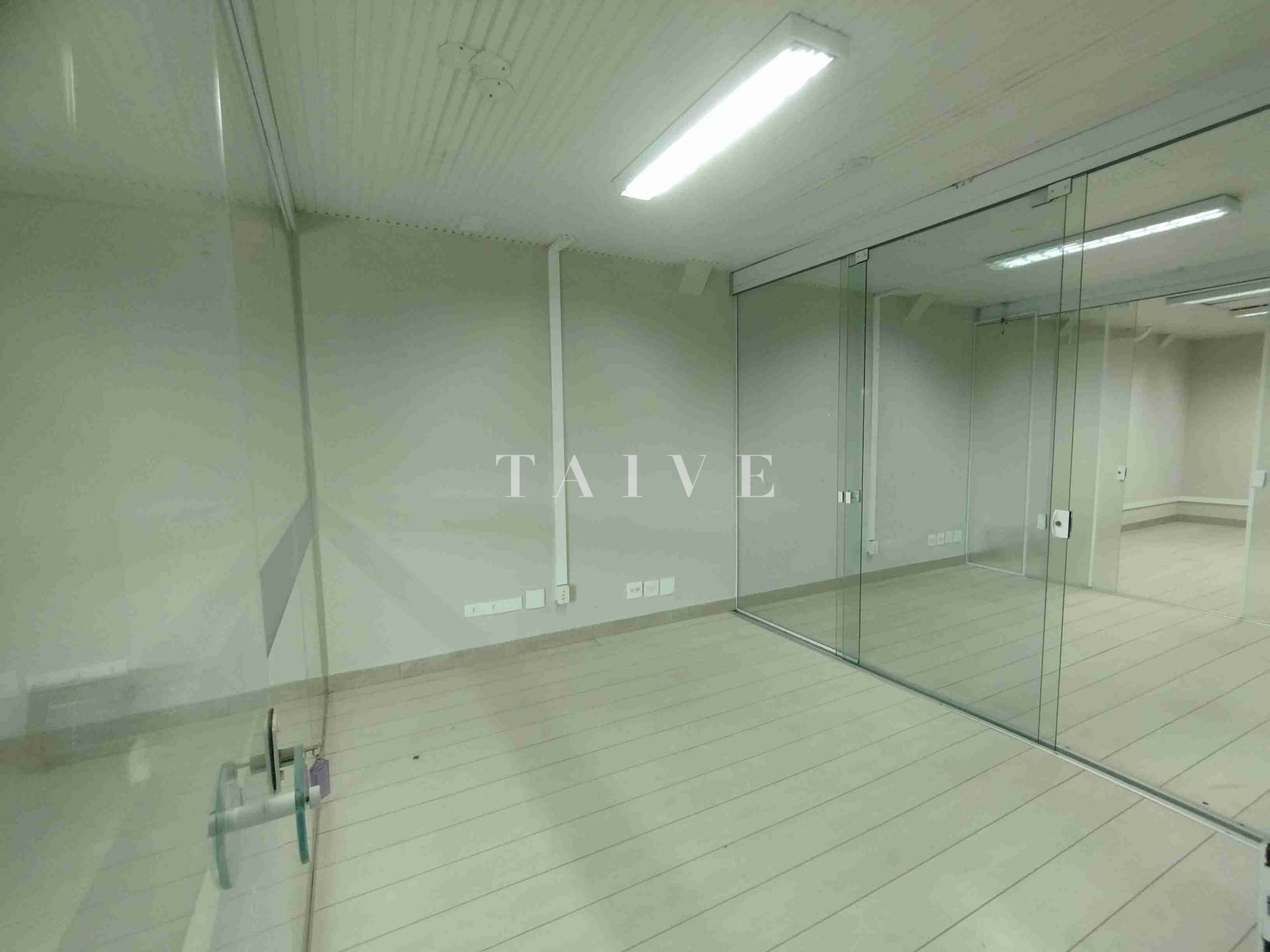Depósito-Galpão-Armazém para alugar, 2200m² - Foto 20