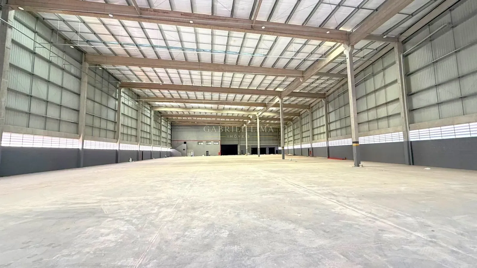 Depósito-Galpão, 7000 m² - Foto 1