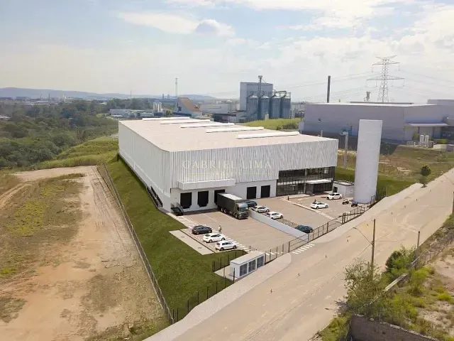 Galpão / Barracão com 7000m², para alugar, no bairro Loteamento Parque Industrial em Jundiaí