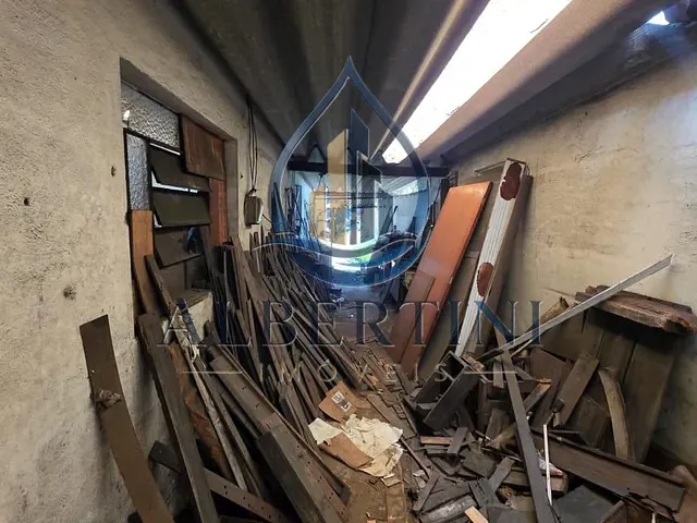 Galpão / Barracão com 500m², à venda ou para alugar, no bairro Lapa de Baixo em São Paulo