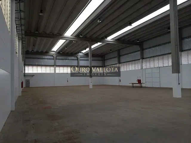 Galpão / Barracão com 1975m², para alugar, no bairro Parque São Lourenço em São Paulo