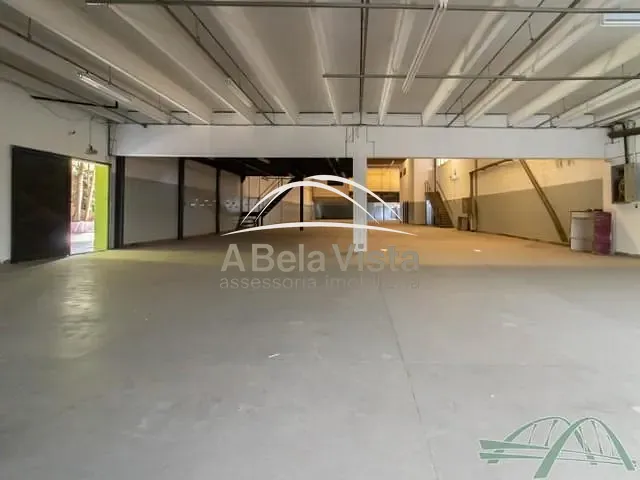Galpão / Barracão para alugar, no bairro Jardim Regina Alice em Barueri