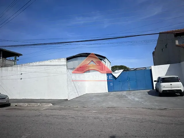 Galpão / Barracão com 600m², para alugar, no bairro Jardim Diamante em São José dos Campos