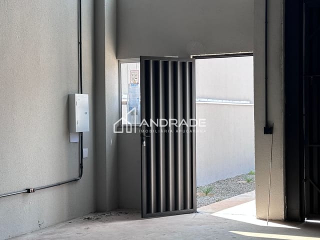 Galpão / Barracão com 167m², à venda, no bairro Vila Vitoria Regia em Apucarana
