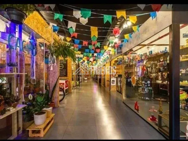 Galpão / Barracão com 800m², para alugar, no bairro Vila Prudente em São Paulo