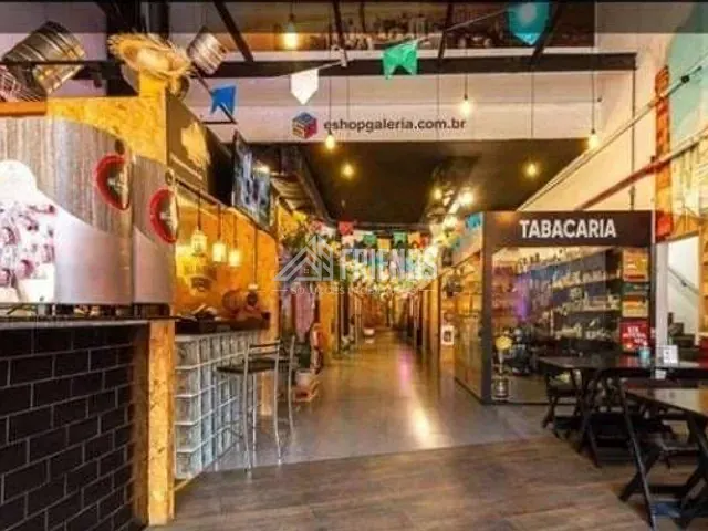 Galpão / Barracão com 800m², para alugar, no bairro Vila Prudente em São Paulo