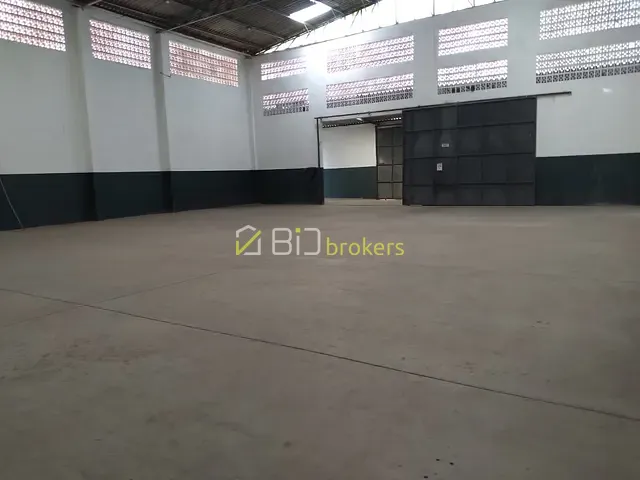 Galpão / Barracão com 5300m², para alugar, no bairro Remédios em Osasco