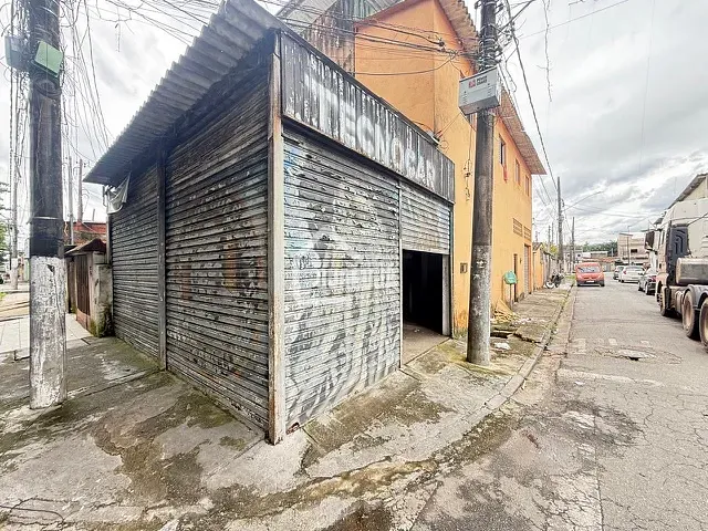 Galpão / Barracão com 90m², para alugar, no bairro Sítio Paecara (Vicente de Carvalho) em Guarujá