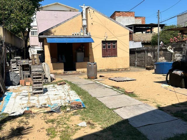 Casa com 180m², à venda, no bairro Parque Calabouço em Campos dos Goytacazes
