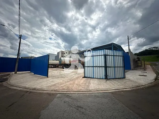 Galpão / Barracão com 1108m², à venda, no bairro Vale do Sol em Piracicaba