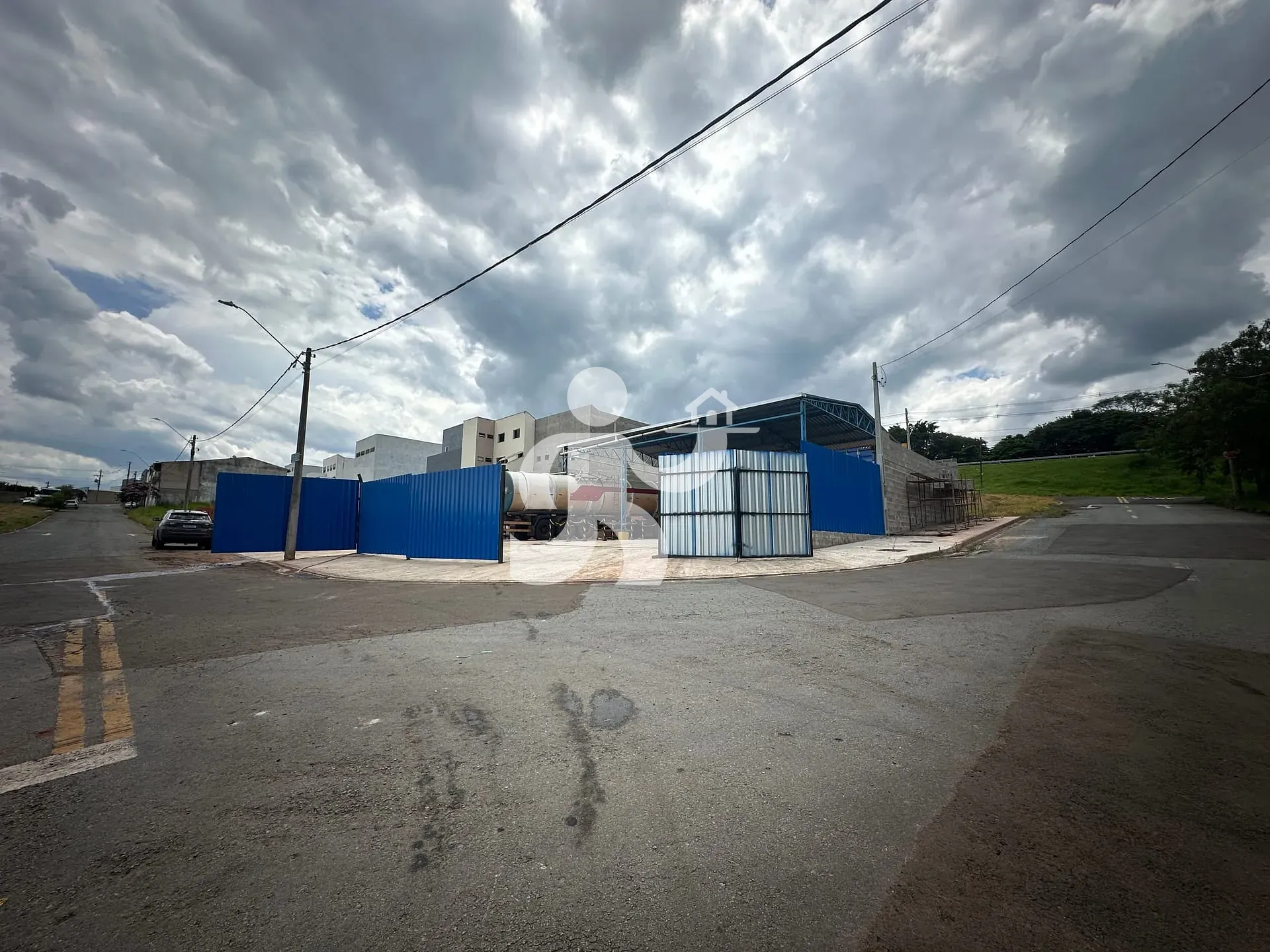 Depósito-Galpão, 1100 m² - Foto 1