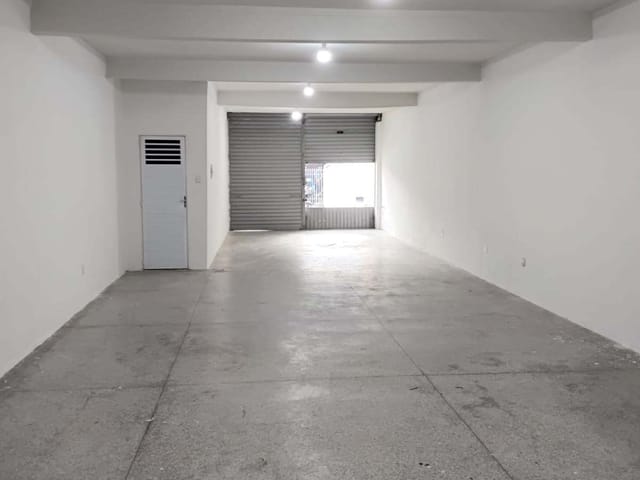 Galpão / Barracão para alugar, no bairro Siqueira Campos em Aracaju