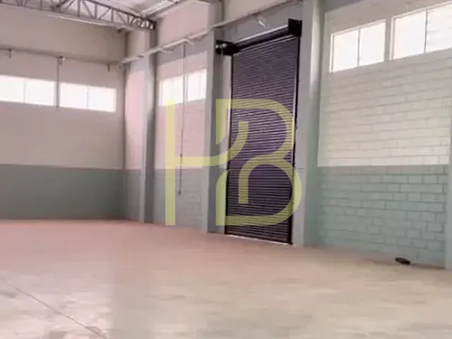 Galpão / Barracão com 1200m², para alugar, no bairro Éden em Sorocaba