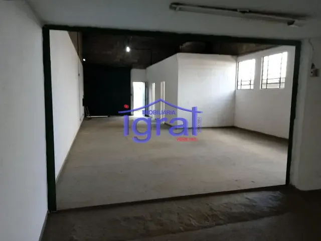 Galpão / Barracão com 200m², para alugar, no bairro Vila do Encontro em São Paulo