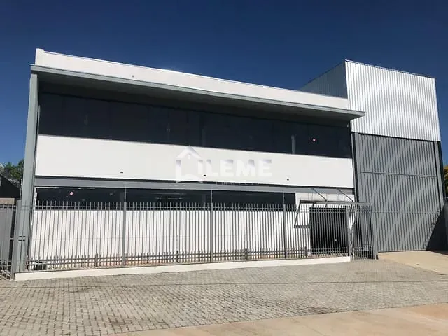 Galpão / Barracão com 1166m², para alugar, no bairro Vila Lambari em Mococa