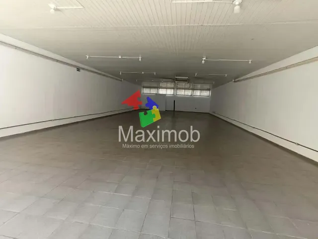 Galpão / Barracão com 249m², para alugar, no bairro Jardim Ivete em Itapira
