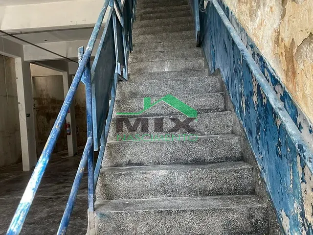Galpão / Barracão com 300m², à venda, no bairro Serraria em Diadema