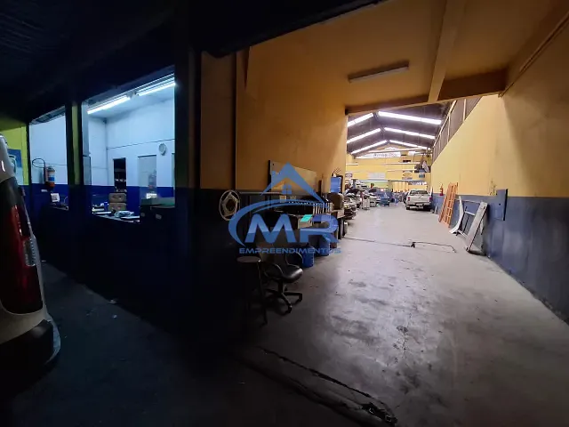 Galpão / Barracão com 665m², à venda, no bairro Penha de França em São Paulo