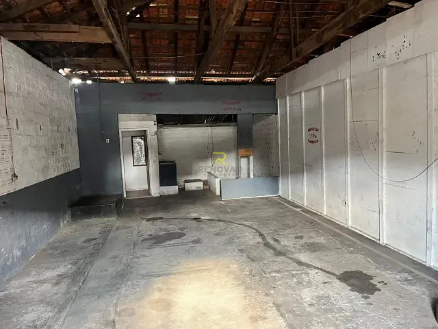 Galpão / Barracão com 100m², para alugar, no bairro Centro em Guarapuava