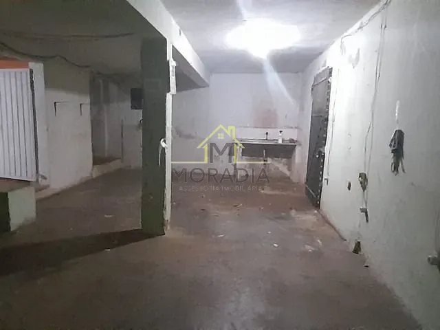 Galpão / Barracão com 431m², à venda ou para alugar, no bairro Centro em Guaranésia