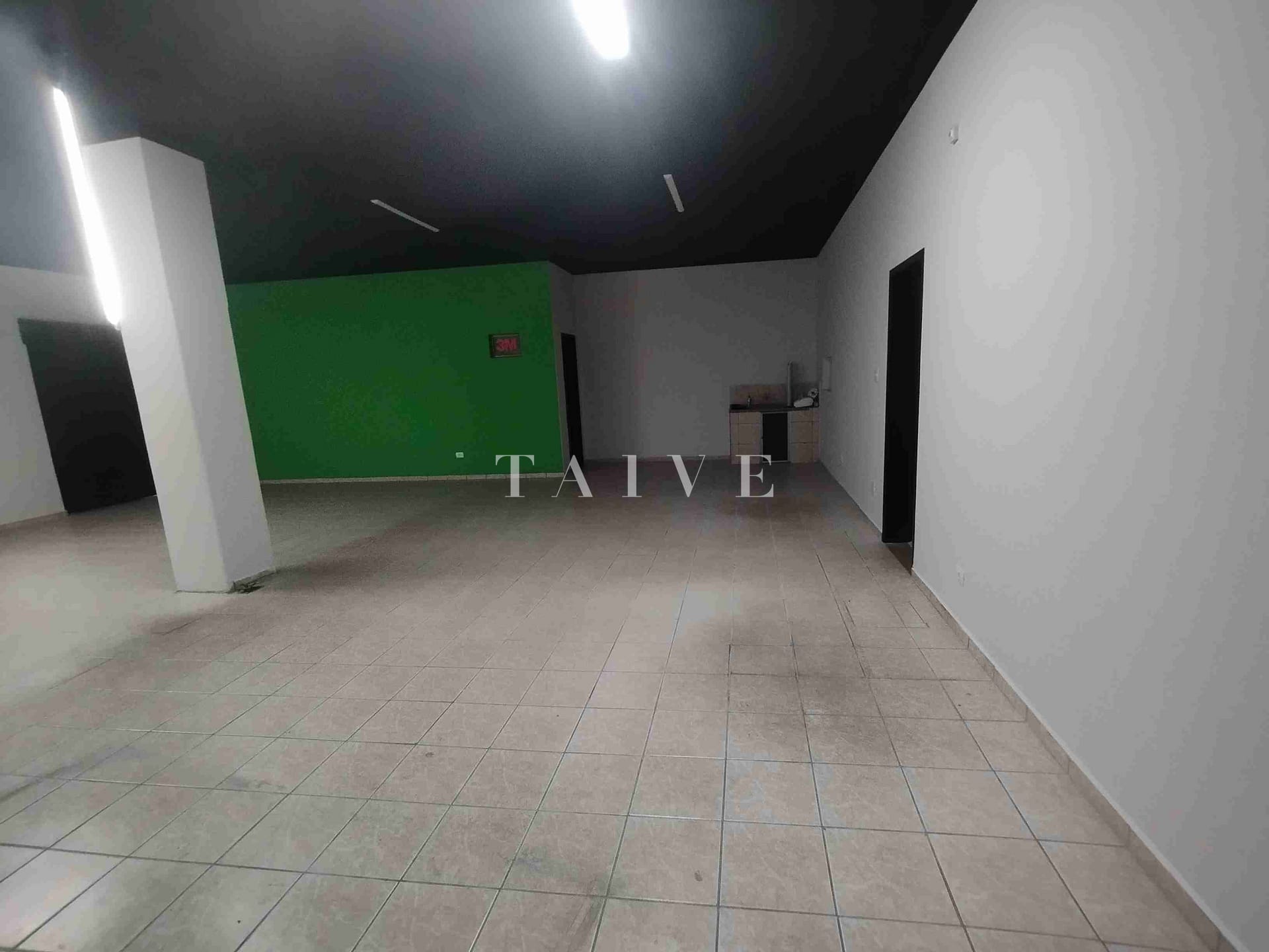 Depósito-Galpão-Armazém para alugar, 358m² - Foto 6