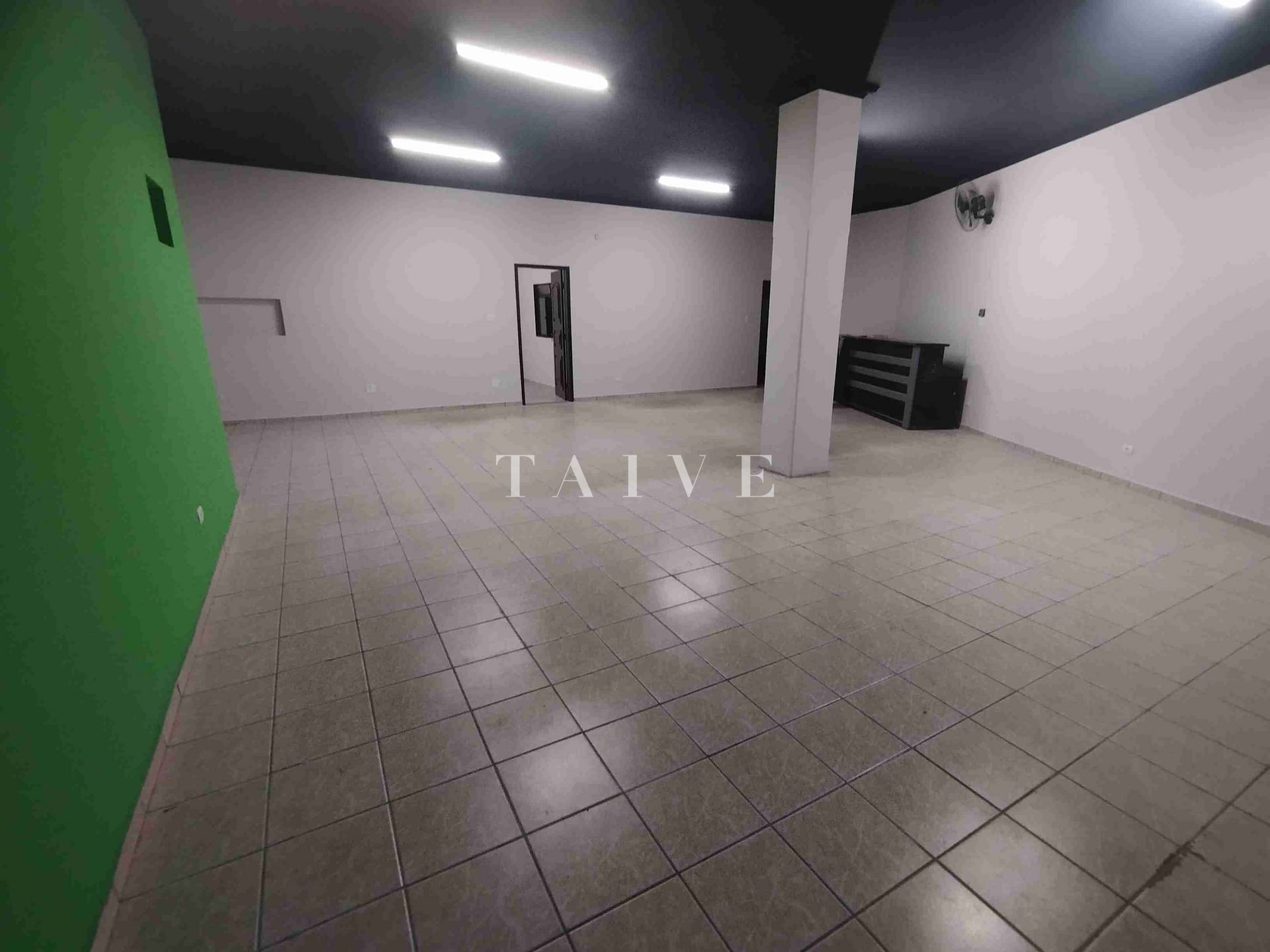 Depósito-Galpão-Armazém para alugar, 358m² - Foto 11