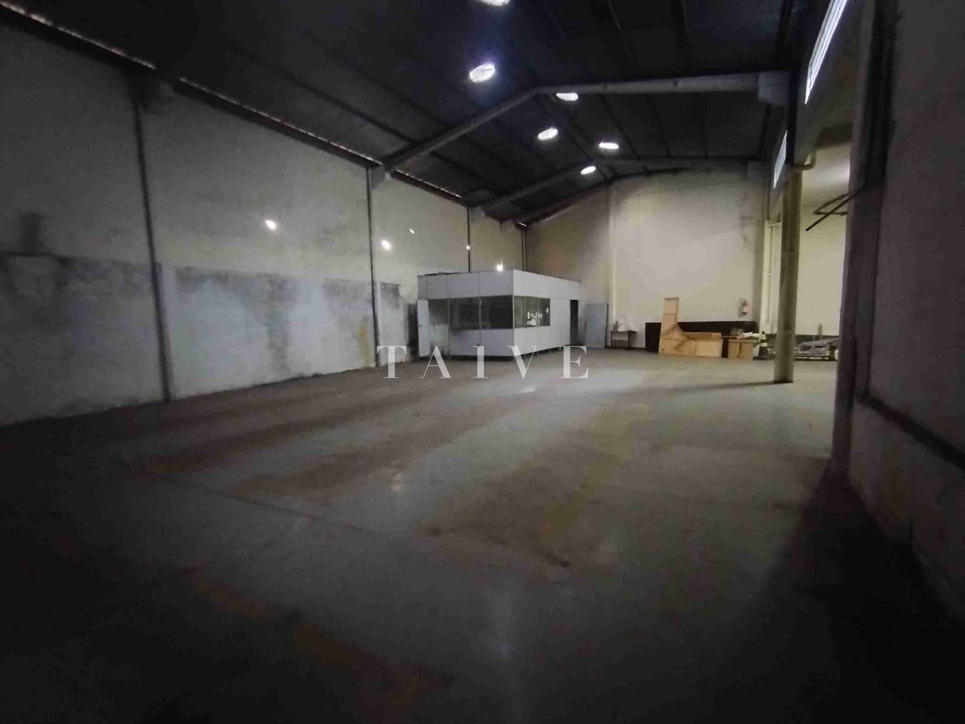 Depósito-Galpão-Armazém para alugar, 358m² - Foto 14