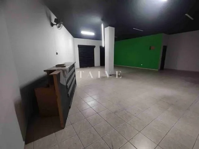 Galpão / Barracão com 400m², para alugar, no bairro Vitória em Londrina