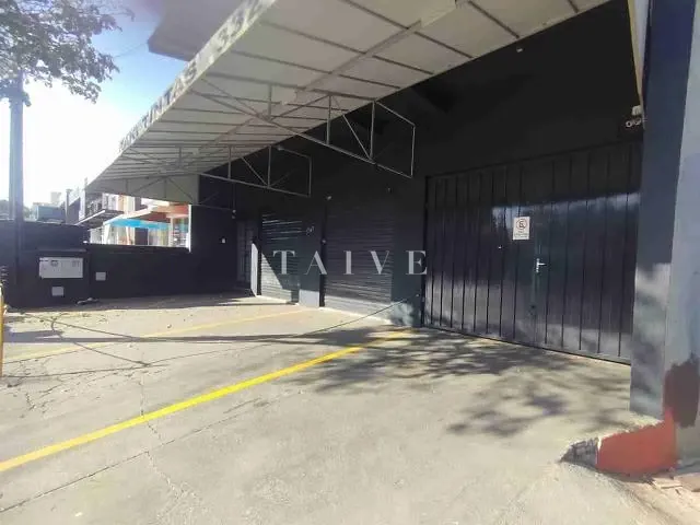 Galpão / Barracão com 400m², para alugar, no bairro Vitória em Londrina