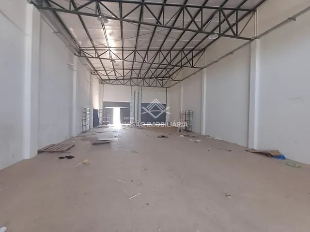 Galpão / Barracão com 300m², para alugar, no bairro Jardim Bougainville em Sinop