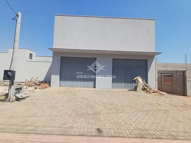 Galpão / Barracão com 300m², para alugar, no bairro Jardim Bougainville em Sinop