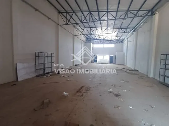Galpão / Barracão com 300m², para alugar, no bairro Jardim Bougainville em Sinop