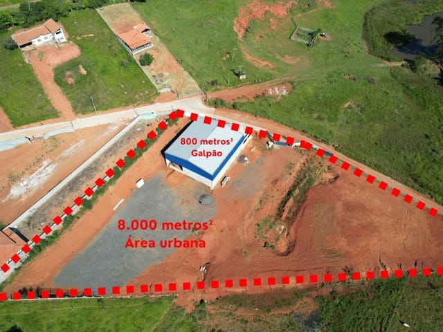 Galpão / Barracão com 8000m², à venda, no bairro Água Comprida em Água Comprida