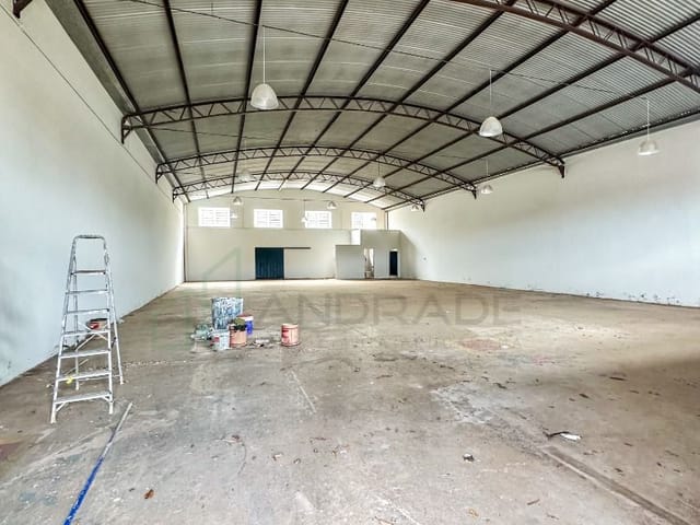 Galpão / Barracão para alugar, no bairro Loteamento Industrial Leomil em Apucarana